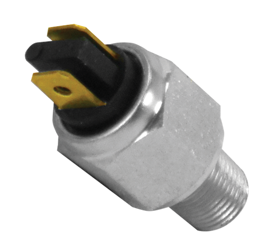 Standard Motor Products Hydraulic Rear Brake Light Switch — Corrosion resistant switch with Flag Mount Terminal — 15207