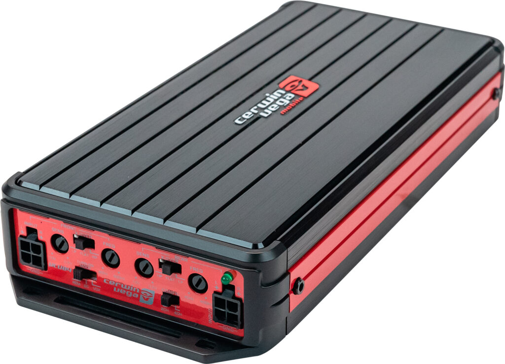CERWIN VEGA Vega Series 4-Ch Amp Vcu84
