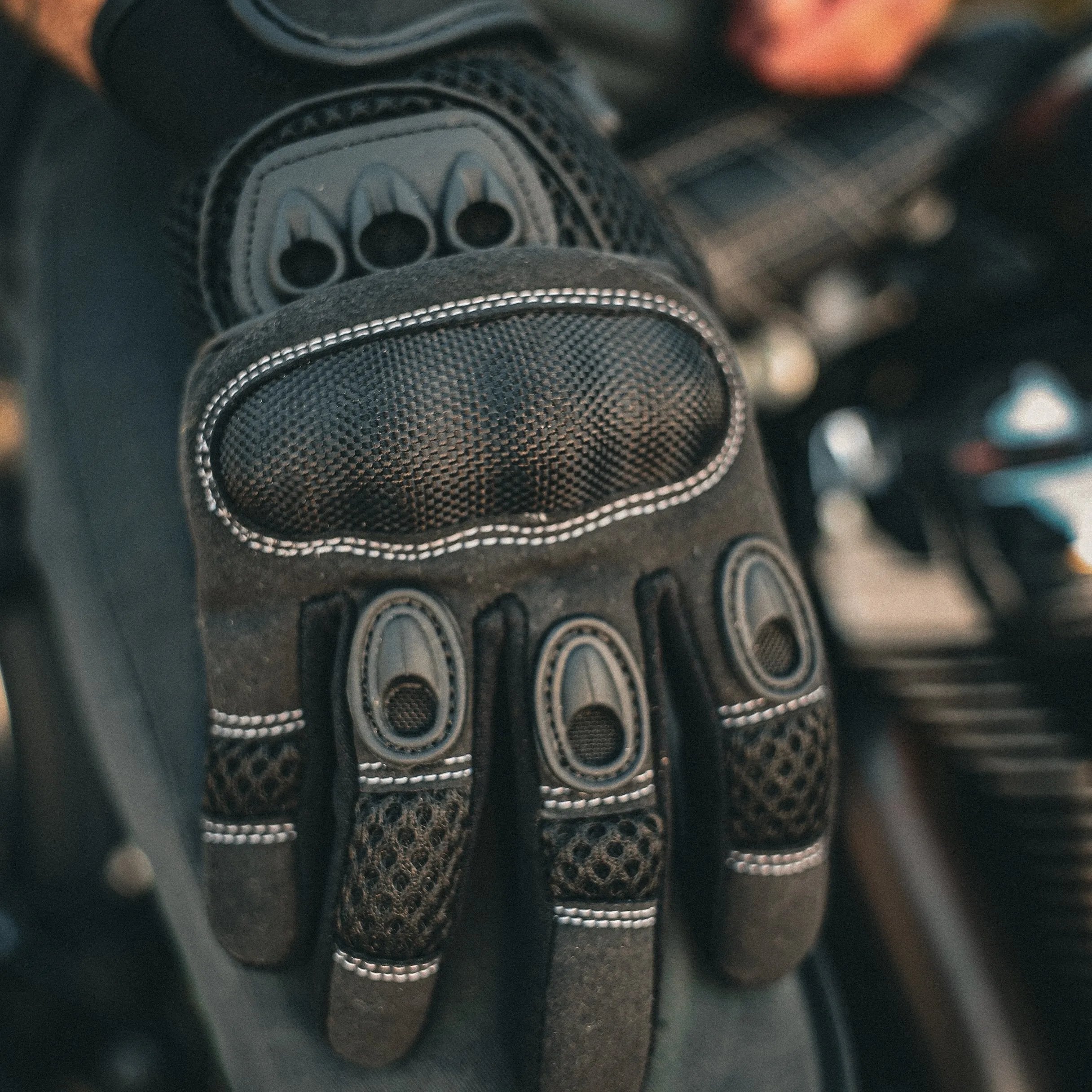Unik Ironmesh - Men's Leather/Textile Motorcycle Gloves - Image 2