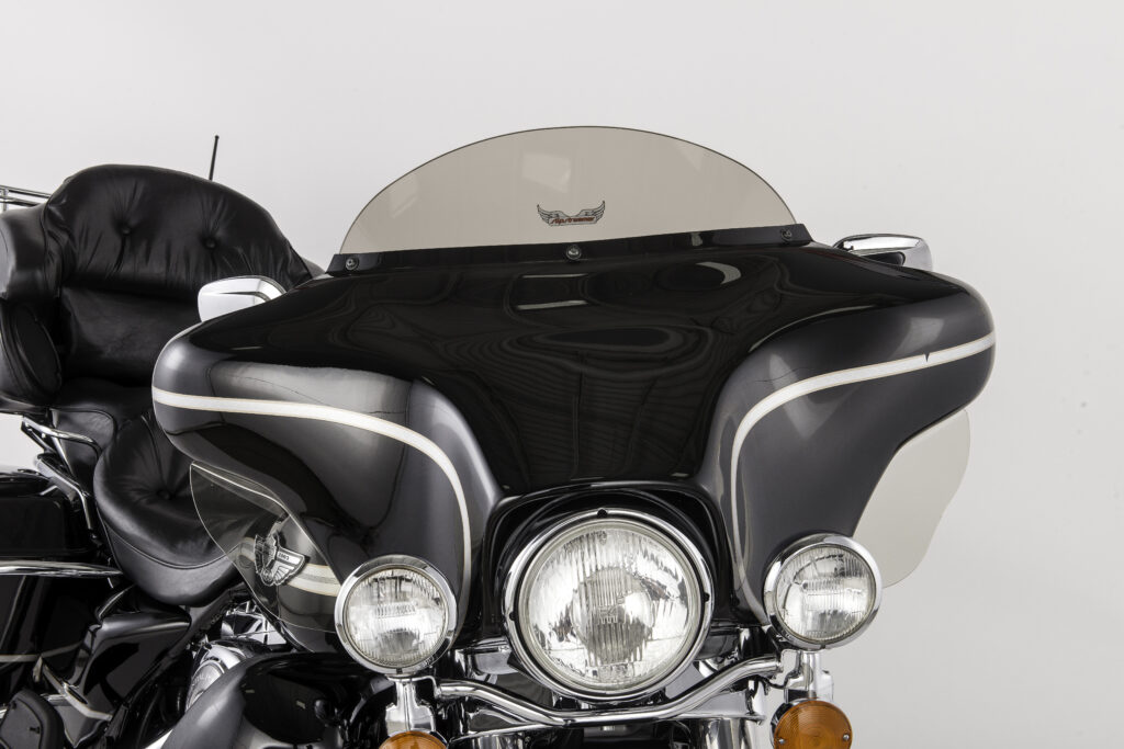 Windshield Smoke 6" Flht 96-13 Replacement